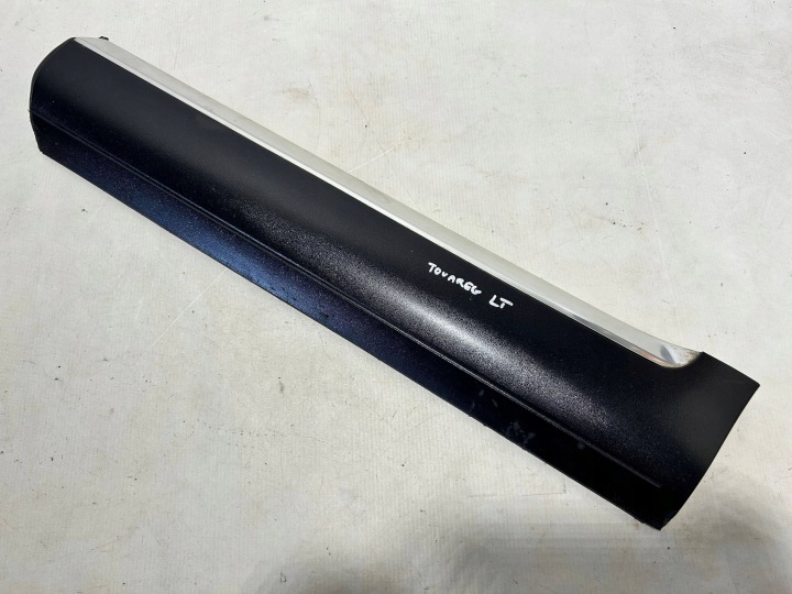 moulding door tylnych rear part left Volkswagen VW Touareg and 7L 7L9839787B