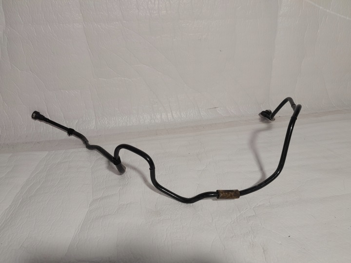 AUDI A4 B9 Schlauch ODPOWIETRZAJACY 8W0133366B