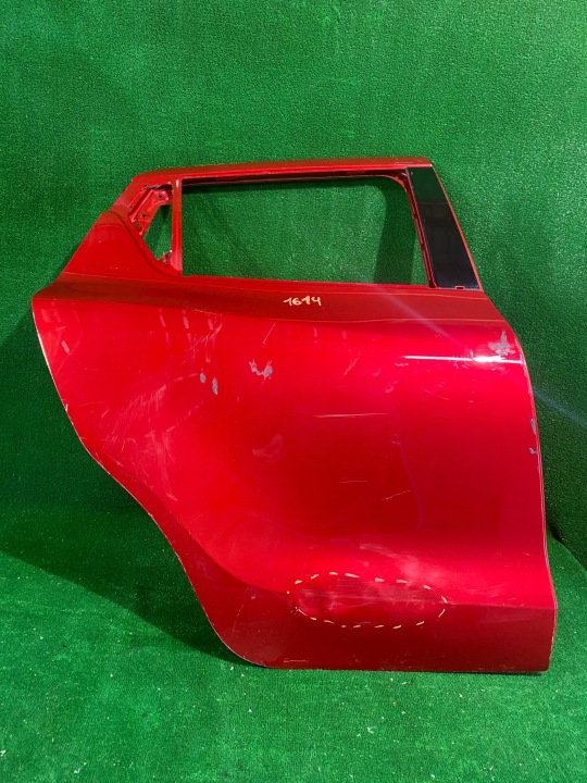 dvere zadné pravé SUZUKI SWIFT MK8