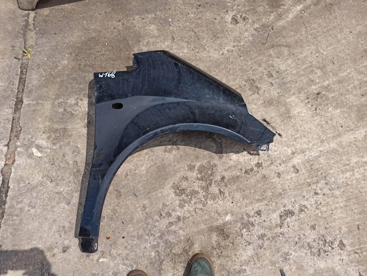 MERCEDES W168 BLTNIK right front A1688800418