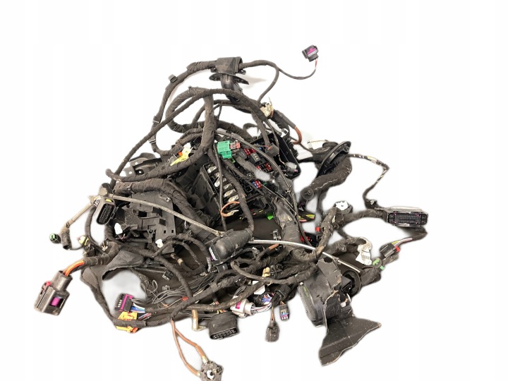 VW PASSAT B8 LIFT 1.4 E-HYBRID DSG 2020 ROK wiring KOMORY of the engine