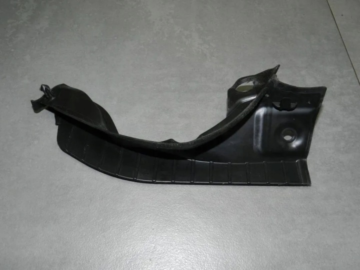 Audi S3 A3 8Y ADAPTER 8Y0805233