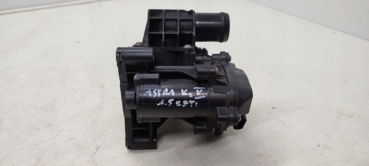 termostato Pompa ausiliaria acqua motore Opel Astra K LIFT 1,5 CDTI