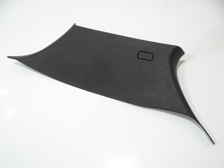 kryt SLUPKA levá BMW E87 7058339