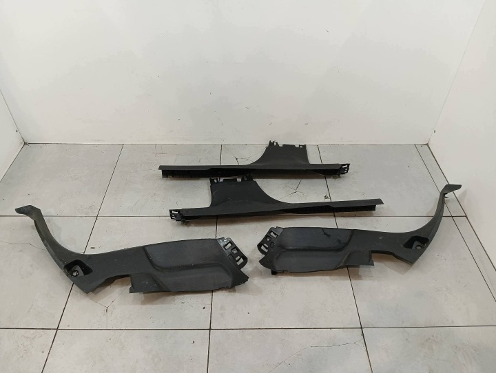 copertura GREMBIALINA MINIGONNE sinistra Destra KPL 98233039ZD Peugeot 208 II (2019- )