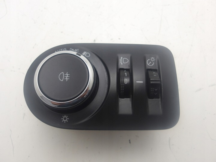 OPEL COMBO E RIFTER 18-23 PANEL prekidač farova svjetla REGULACJA 39085923 OE