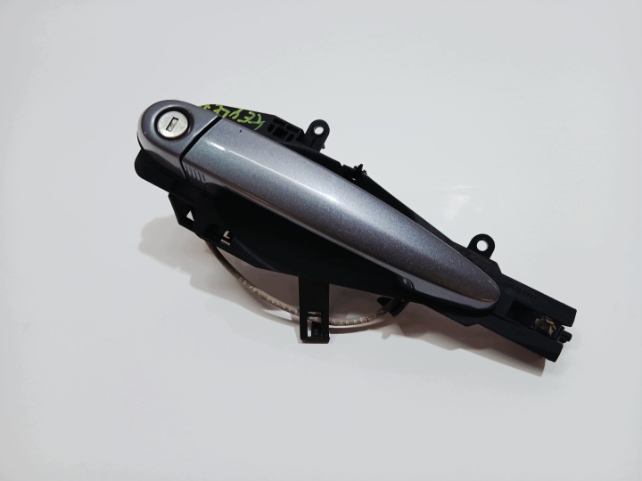 handle left front BMW E90 E91 KEYLESS A52 SPACEGRAU