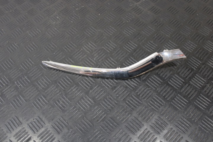 lista CHROM lökhárítónak jobb eleje 620747303R RENAULT CAPTUR II 2 1.0 TCE
