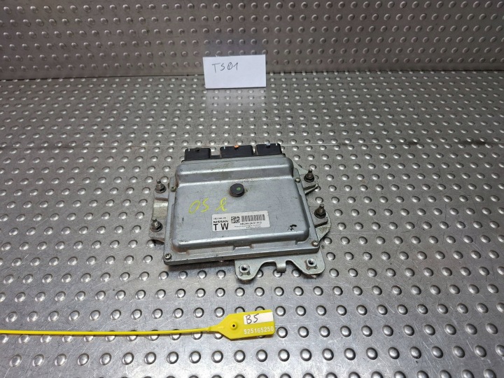 computer control unit of the engine NISSAN QASHQAI J10 07- 1.6 16V MEC940-230