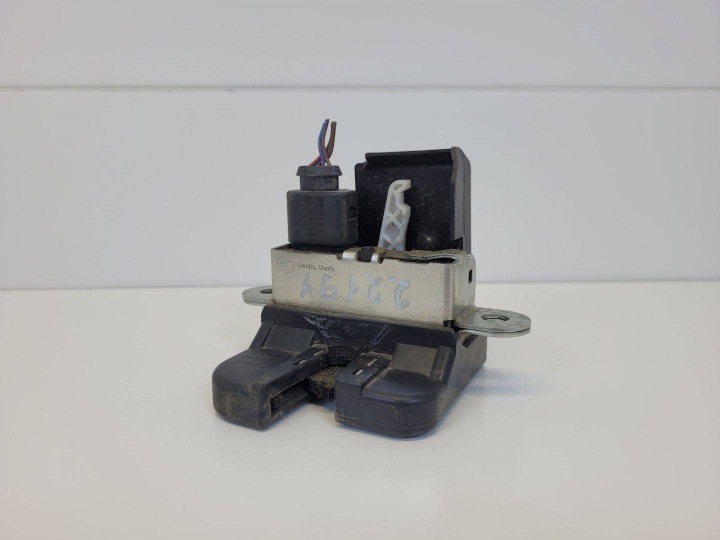 de la Serrure du capot Porte coffre hayon Volkswagen Up facelift 2016 GEO016532
