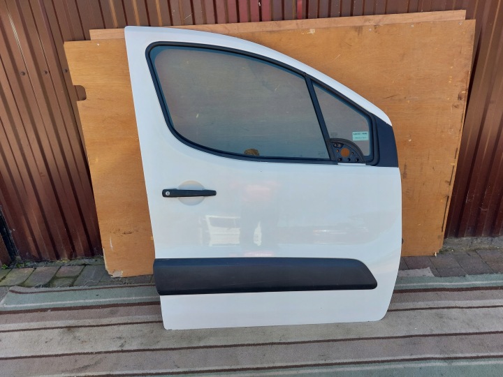 ajtó jobb eleje CITROEN BERLINGO III BIALE 12r