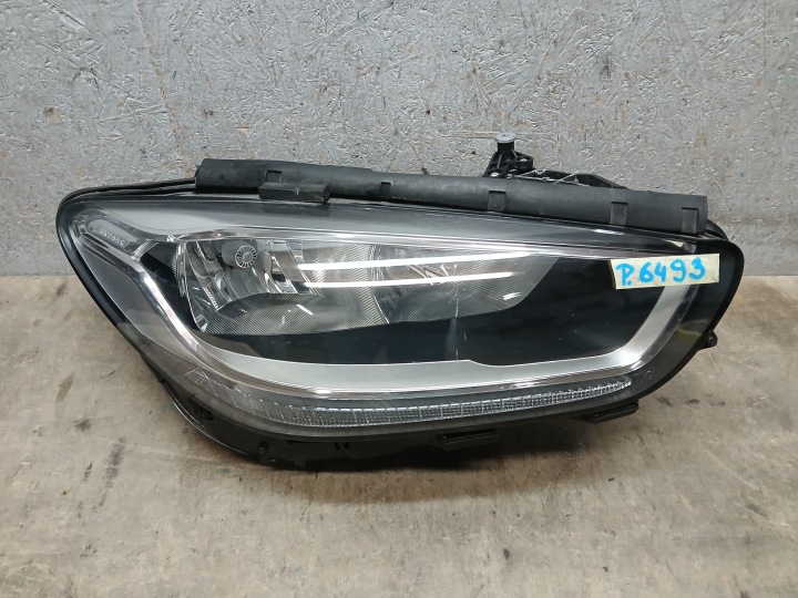 Licht vorne rechts MERCEDES B KLASA W247 A2479067600