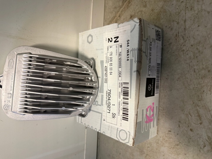 MERCEDES A KLASA W176 Unité de contrôle Module LED A176906650064