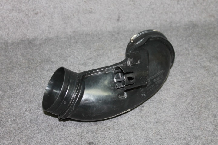 BMW F30 F10 F01 F15 N57D30B N57 3.5D 4.0D pipe tube of the turbine 8512284