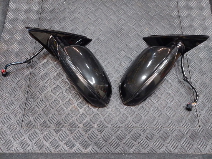 SPECCHIETTO RETROVISORE 14 PIN Destro AUDI A8 D4 LY8X