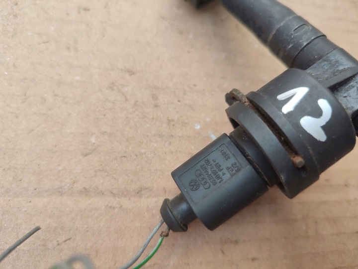 FUEL TEMPERATURE SECTOR VW AUDI 038906081B 11