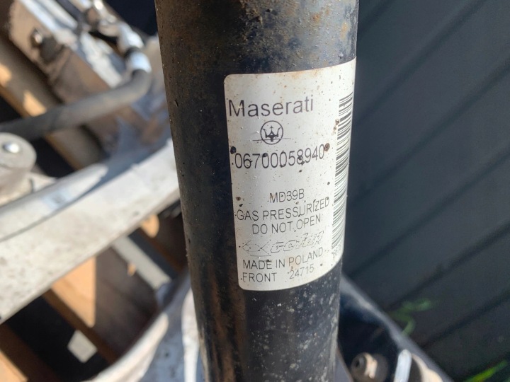 SUSPENSION OF THE PREVENTION LAW OF THE MASERATI GHIBLI 3.0 D PAGE 10
