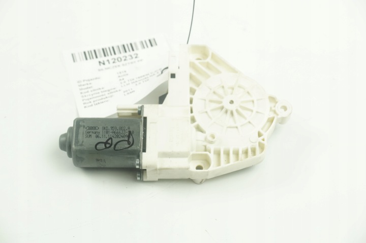 Motor Fenster rechts vorne 8K0959802A AUDI A4 B8