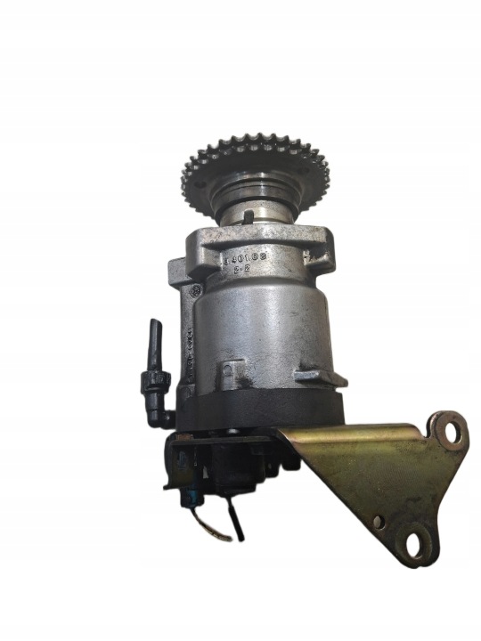 injection pump FORD MONDEO MK3 2.0 TDCI FMBA 9303108A