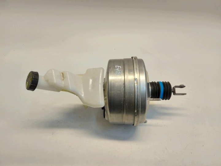Mercedes EQB 250+ X243, w247 2025r Servo bremsen A2474301000