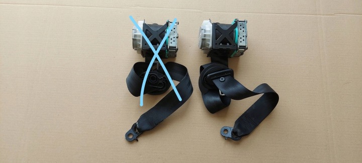 Armature Droite Arrière PORSCHE CAYENNE TOUAREG II 7P0857806D