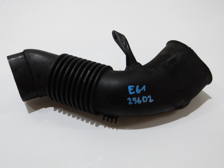 pipe intake air BMW E60 E61 256D2 7790056 (4647744)