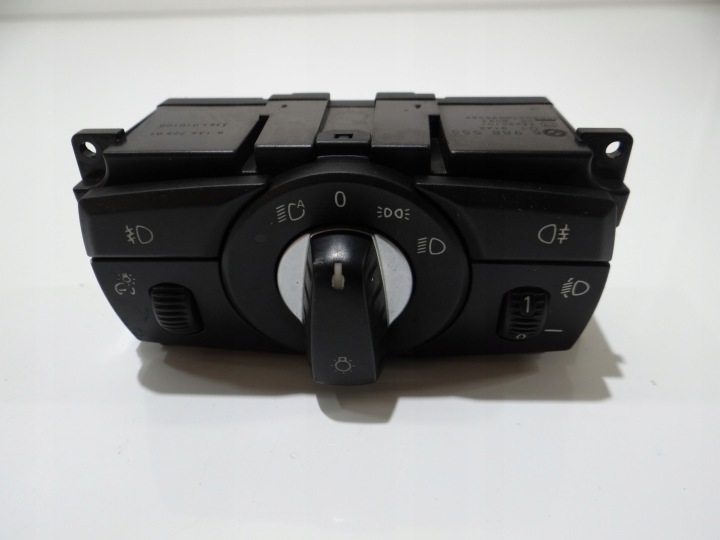 vypínač prepínač svetiel BMW E60 E61 OE 6988555 (4647839)