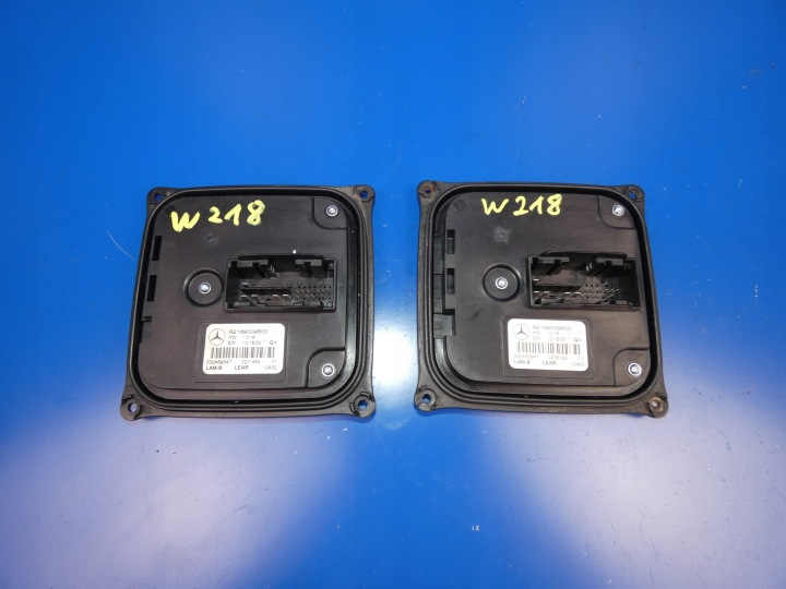 MERCEDES CLS W218 W212 W207 Module Unité de contrôle Unité de contrôle Feux phare Avant