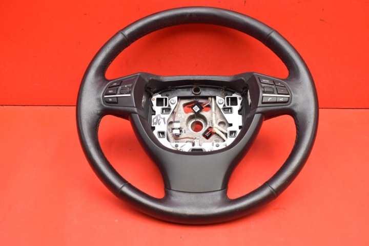 volant SKORZANA MULTIFUNKCYJNA 6102240 BMW F10 F11 09-13