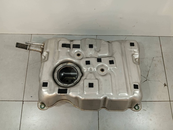 réservoir carburant voiture réservoir 2.0 hybride 241318 Bmw Seria 5 VII (2017-2024) G30/G31