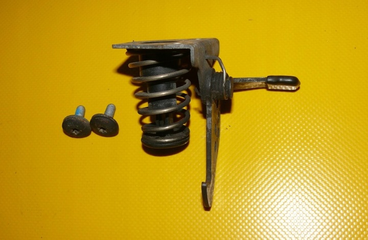 du crochet remorquage de la Serrure RYGIEL du capot POKRYWY Moteur BMW X3 E83 04-07r. 7034256
