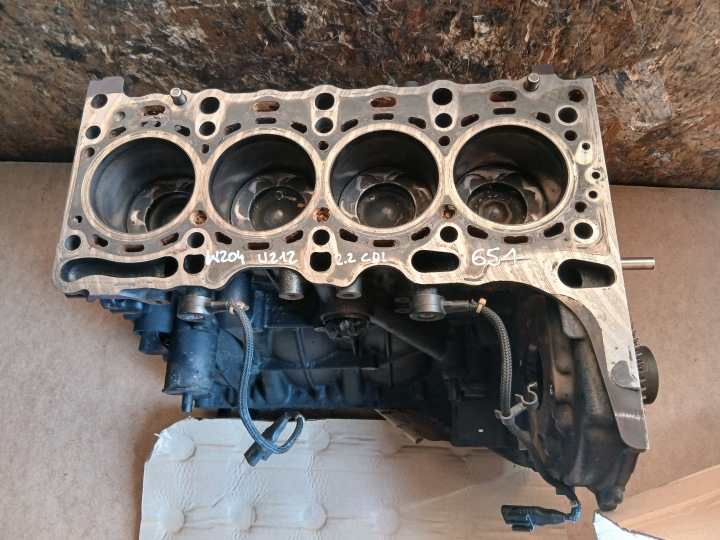 MERCEDES W204 W205 W212 SPRINTER W906 2.2 CDI BLOK DOL of the engine crank 651
