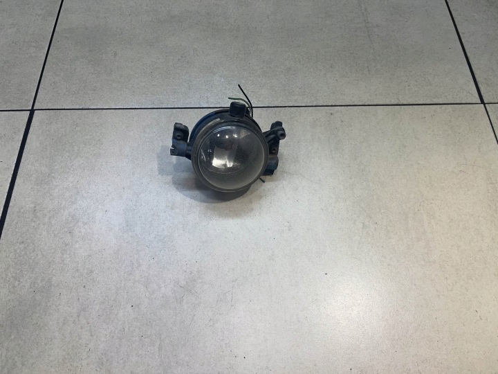 Nebelscheinwerfer rechts vorne FORD FOCUS MK2 2.0 D 3M5115K201