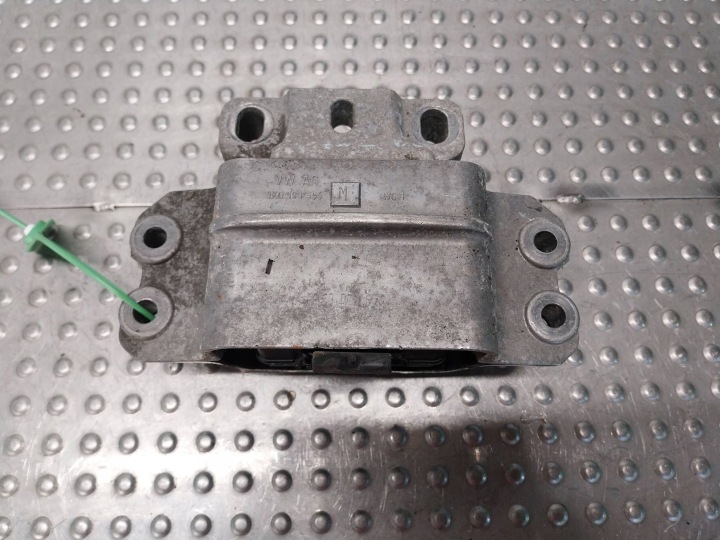 tartó csapágy váltó 1K0199555M AUDI A3 8P YETI GOLF VI CADDY III LEON II