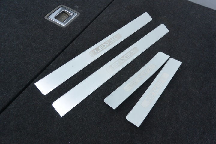cover of the threshold front rear part cap KPL LEXUS GS III MK3 CHROM