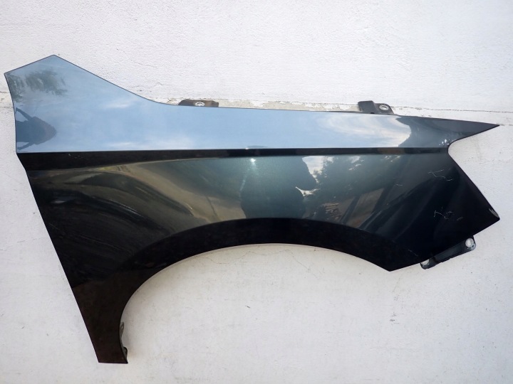 AILE DROITE AVANT AVANT SKODA FABIA 3 III 6V