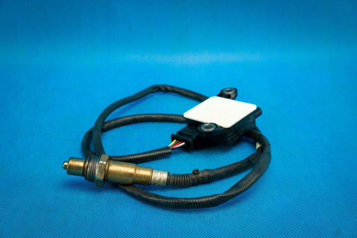 Sensor sonda czastek stalych Audi Q5 8R 3.0TDI Lift 8R0906261A