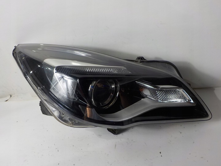OPEL INSIGNIA A LIFT Licht rechts vorne vorne UK