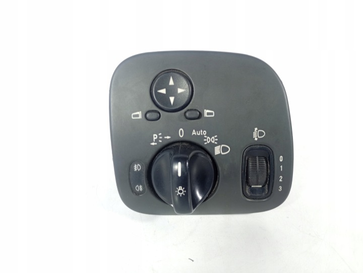 Mercedes CKLASA W203 02-07 Bouton Interrupteur Lumières OE A2035450614