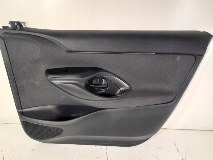 Toyota Yaris Cross bok vrata prednji desni 676100DP21C2 (ET219)