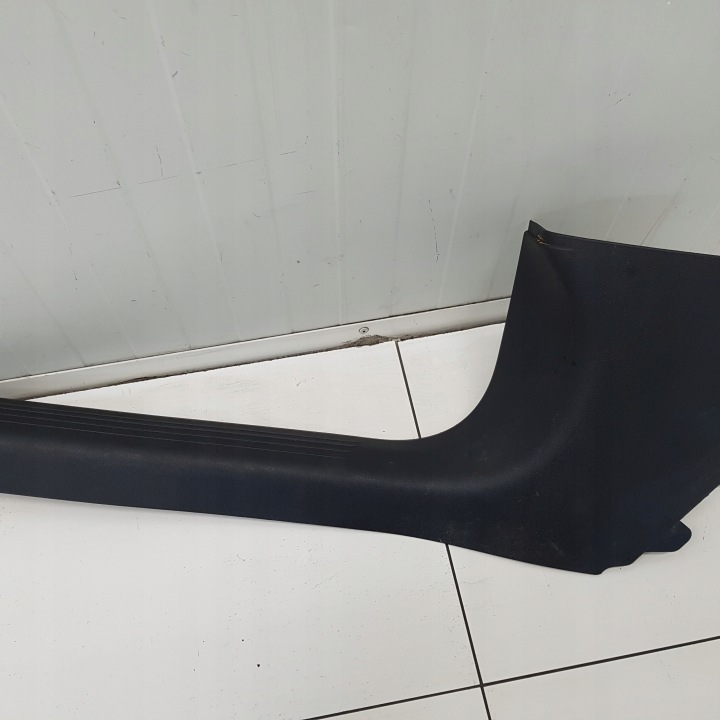 Leiste Schutzleiste Blende Abdeckung DER SCHWELLE links vorne MERCEDES-BENZ A KLASA W177 A1776802700