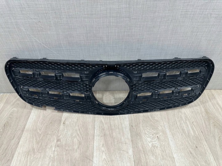 MERCEDES GLA X156 LIFT 2017-2020 Grill Kühlergrill a1568880300