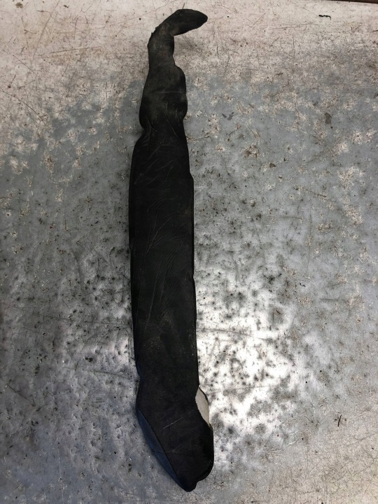 Schalldämmung des Kotflügels links vorne FORD MONDEO MK4 7S71-A16E561-AB
