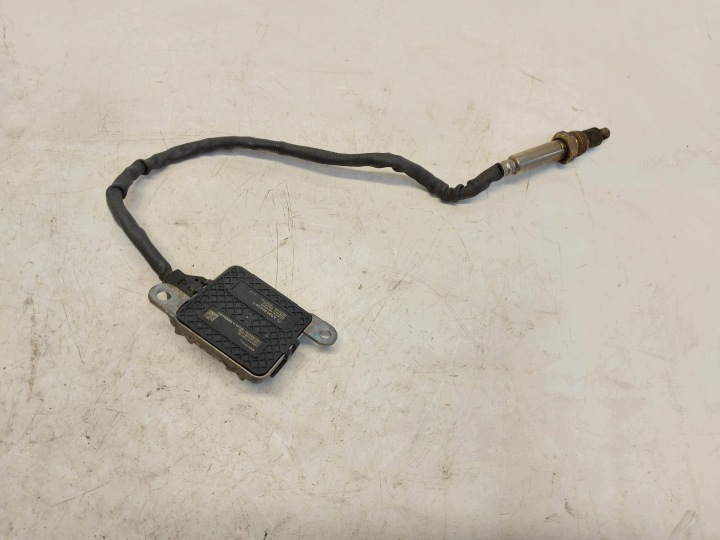 Mercedes w447 Vito V220d sonda plynů nox snímač temperatury a0009058011