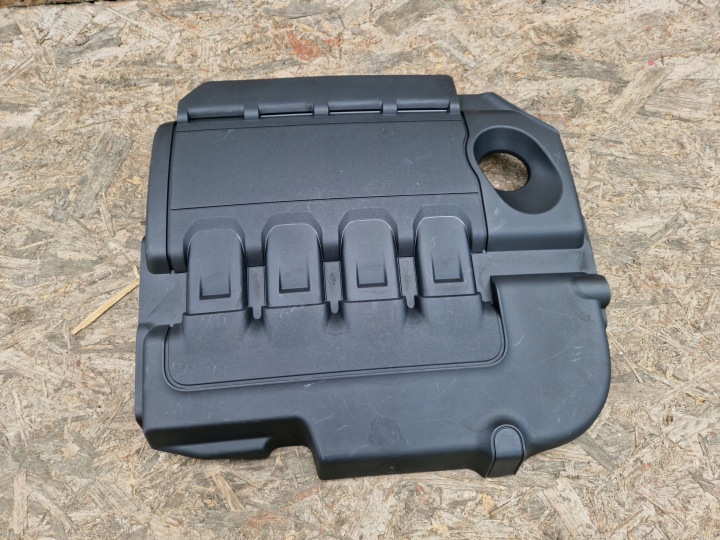 cover engine housing cover upper VW SEAT SKODA AUDI 1.6TDI 04L103925AQ