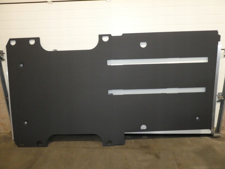 MERCEDES SPRINTER 907 PAVIMENTO TAPPETO RIVESTIMENTO PIANALE PAVIMENTO COPERCHIO , COPERTURA SOTTO SZYNY A9076843802
