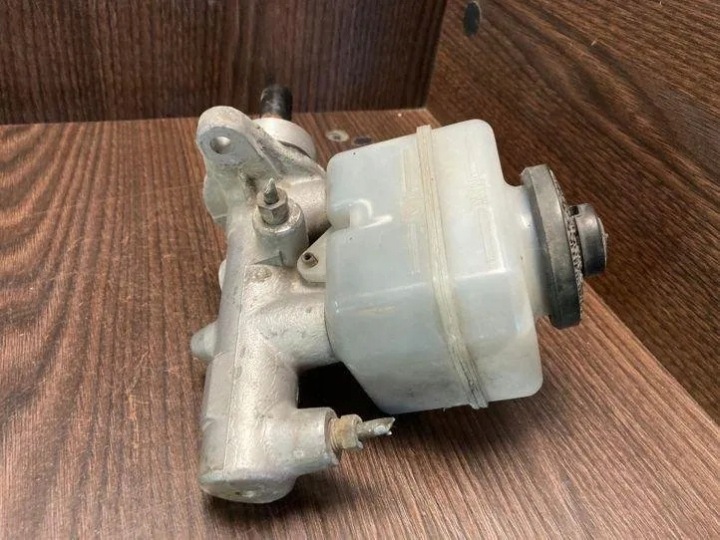 TOYOTA COROLLA jarrusylinterit (E11) 13231160030 2.0L diesel 66 kW 5