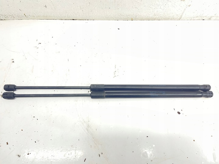 PISTONI PORTELLONE SILOWNIKI del cofano 7L6823359B VW TOUAREG 1 e LIFT 02-07