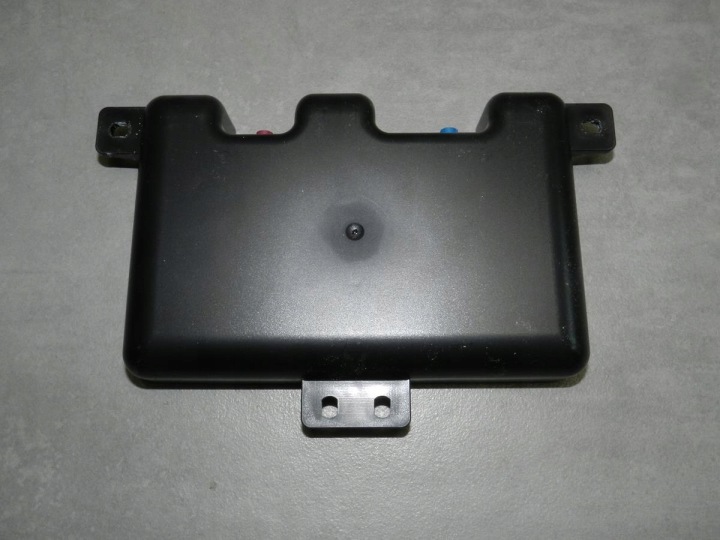 BMW 8 G15 ANTENA LTE 8795960
