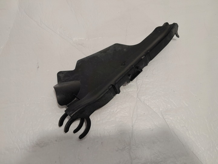 AUDI A4 A5 F5 8W Couverture tablier moteur Petit bras Droite Arrière 8W0505562B